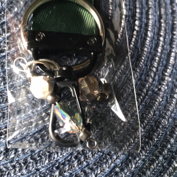 NEW Handmade keychains: dark green, beaded, charms - Picture 4 of 4